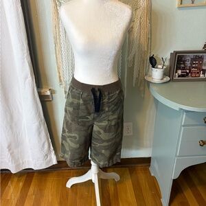 Y2K Camouflage Capris